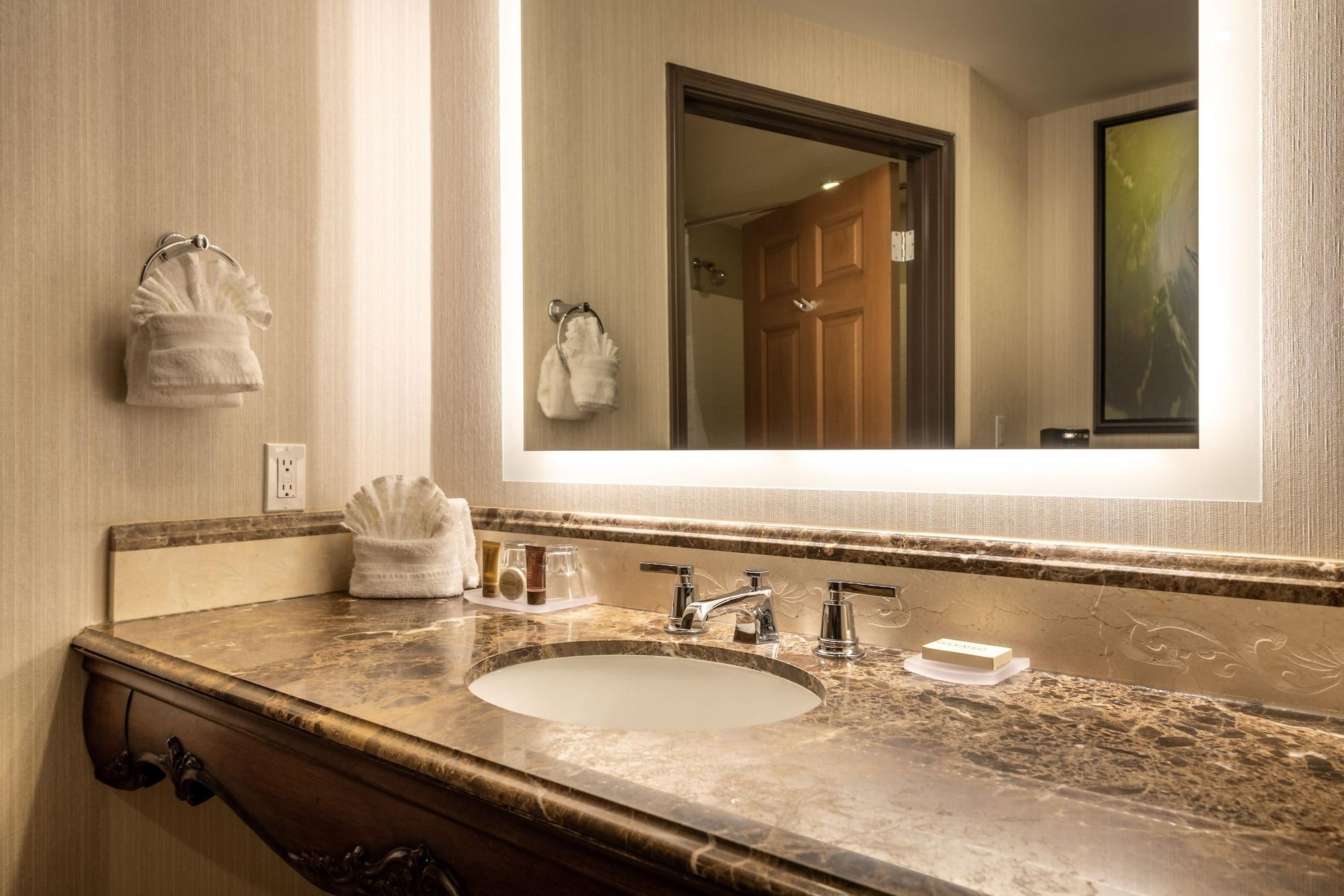 Ayres Hotel Seal Beach - Cypress Bagian luar foto