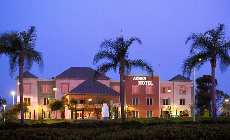 Ayres Hotel Seal Beach - Cypress Bagian luar foto