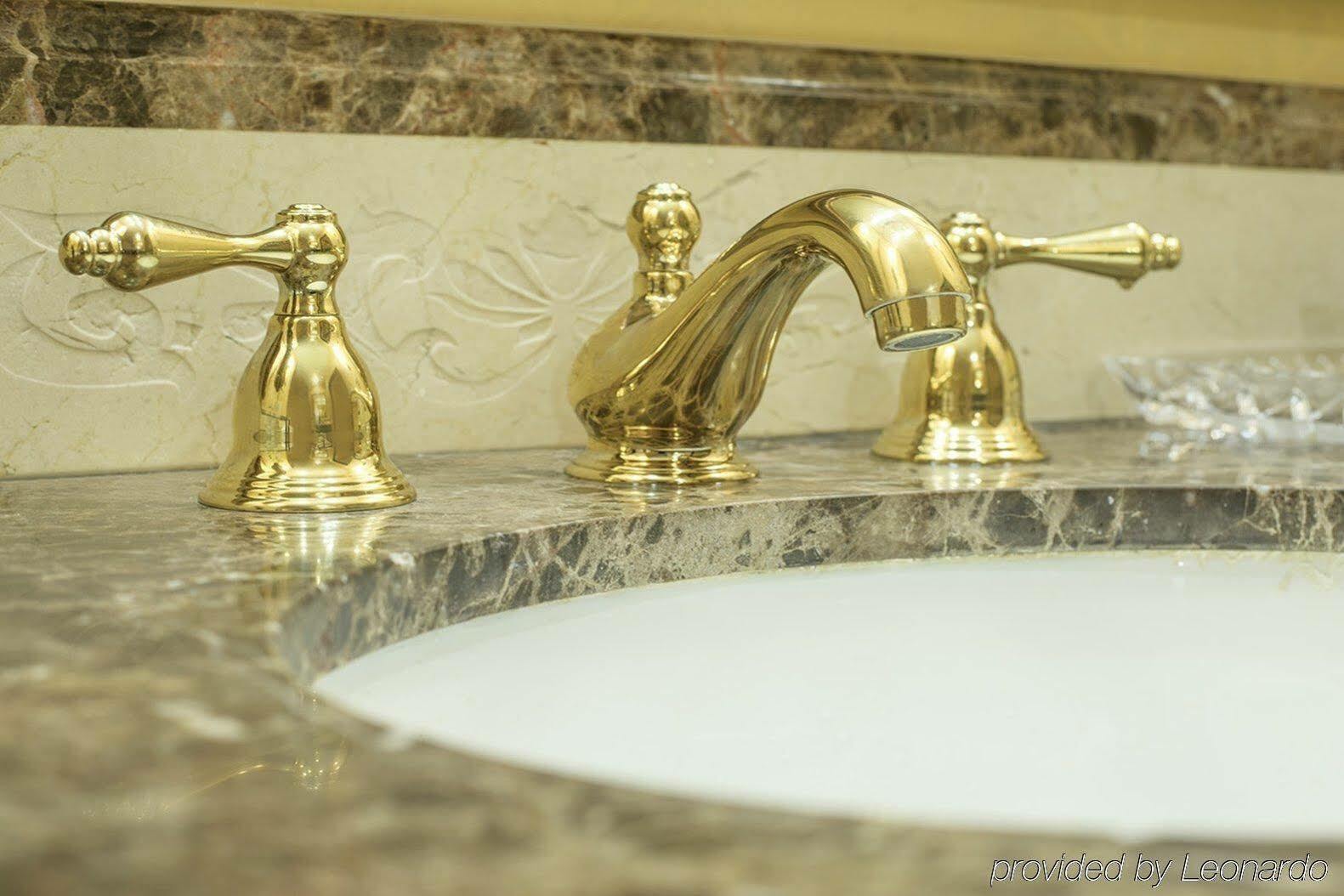 Ayres Hotel Seal Beach - Cypress Bagian luar foto